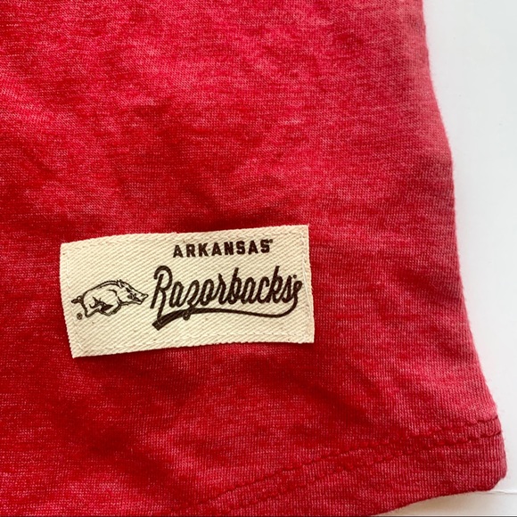 Arkansas Razorbacks Raglan Tee NWT - Picture 4 of 5
